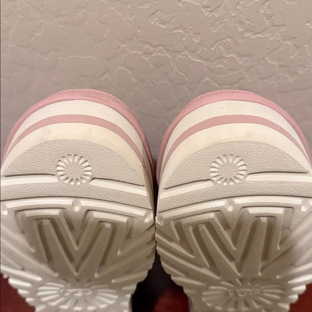 UGG Women’s Pop Punk Pink Platform Sneaker SZ 11 - Picture 14 of 14